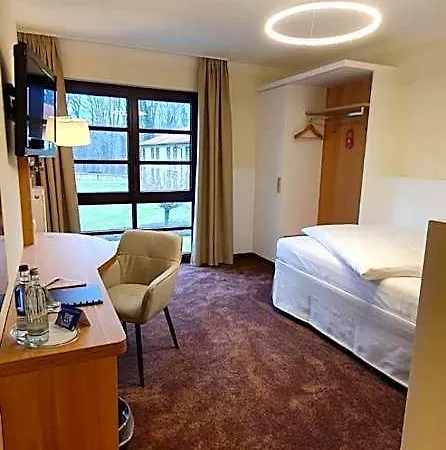 Kim Im Park Hotel 3*