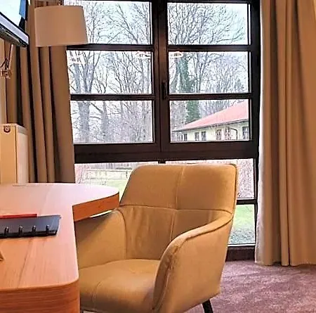 Kim Im Park Hotel 3*