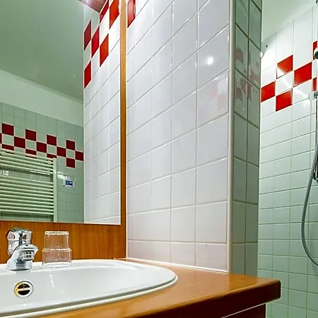 Hotel Kim Im Park 3*