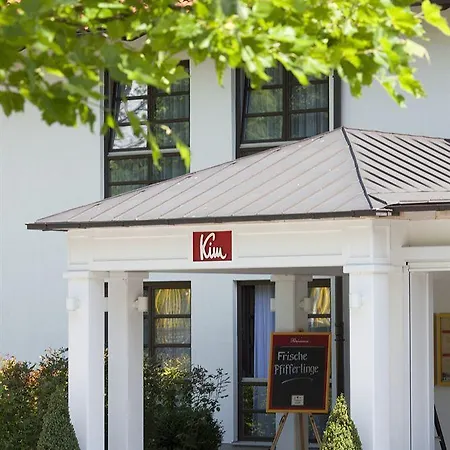 Kim Im Park Hotell 3*