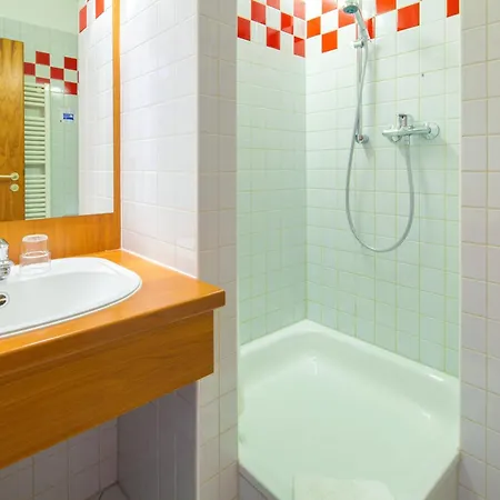 킴 임 파크 호텔 3*