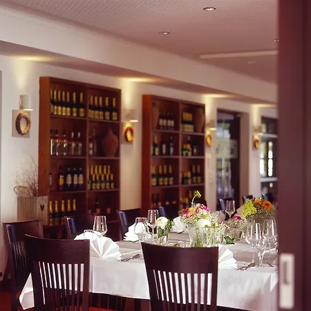 Hotel Kim Im Park 3*