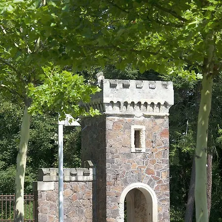 Kim Im Park מלון 3*